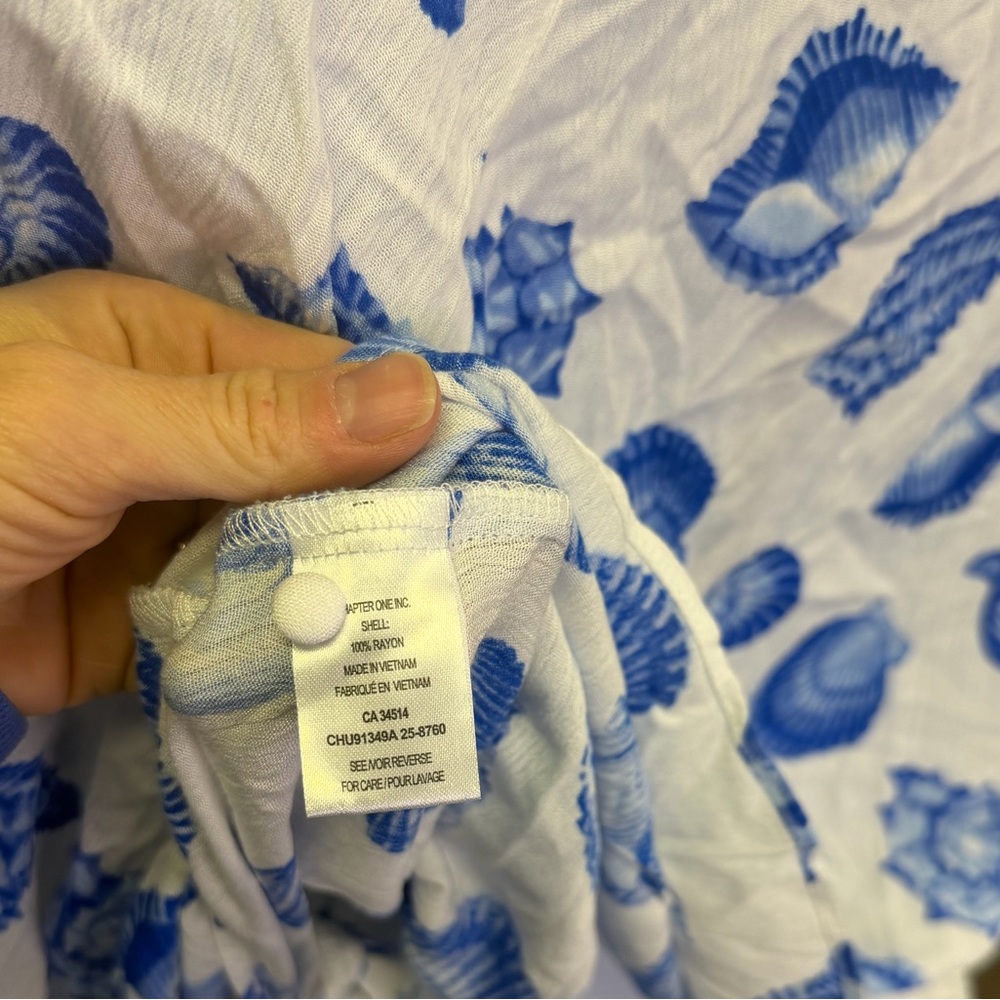 NWT Tamara H Blue and White Seashell Print Tied Button Up Women's Top Size LG - Picture 6 of 6